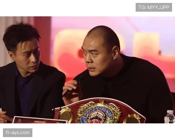 张志磊这训练强度，吃顿饭都像在称体重