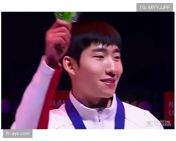 林孝埈球场上的冷静和他私下的豪宅生活，差距也太大了吧！