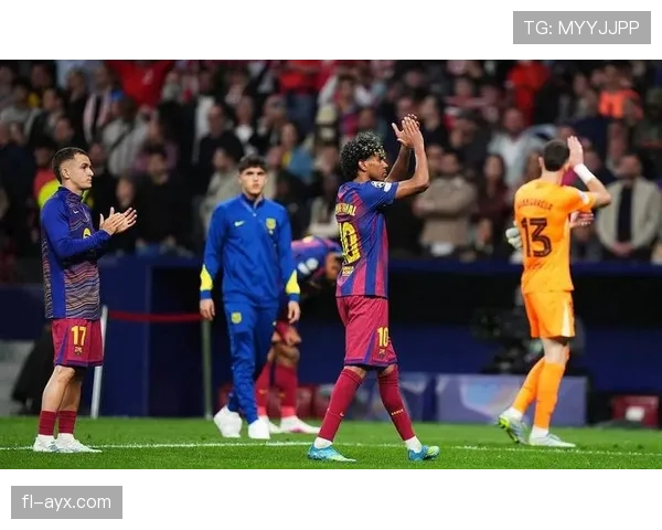 从控制比赛到频繁失误：巴萨中场的下滑